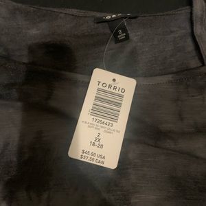 Torrid top size 2